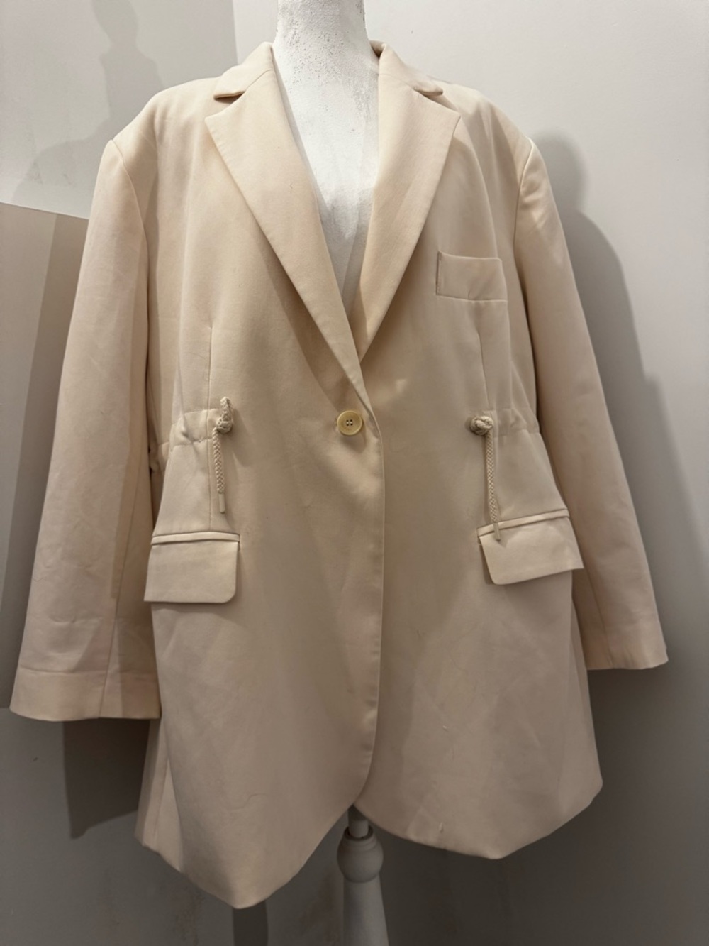 OAK + FORT Cream Single-Button Blazer with Rope-Tie Waist